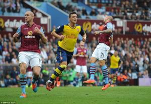 Ozil phản pháo dư luận sau màn trình diễn ấn tượng