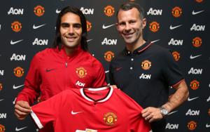 Ronaldo: “Falcao là bản hợp đồng tuyệt vời cho Man United”