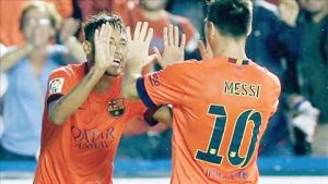 Barcelona: Khi Messi phải “phục vụ” Neymar