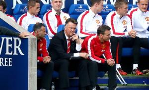 Man United: Van Gaal hãy hành động khẩn cấp!