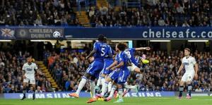 Chelsea 2-1 Bolton: Thắng lợi nhọc nhằn của đội B