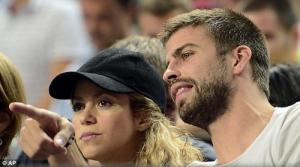 Shakira ngăn không cho Pique gia nhập Man Utd