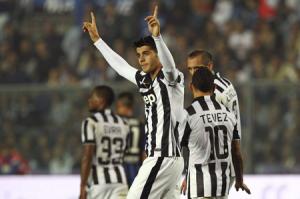 Atalanta 0-3 Juventus: Tevez rực sáng, Morata khai nòng