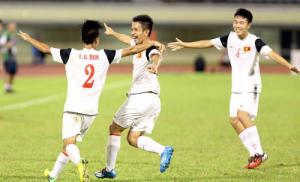 U19 Việt Nam - U19 Australia: Quẳng gánh lo để đá