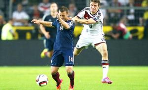 Thomas Mueller: Xuất sắc về chuyên môn, kém cỏi vì tư cách