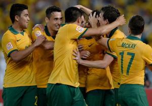 Australia 2-0 Trung Quốc (Kết thúc): Cahill rực sáng giúp Chuột túi sút bay Gấu trúc