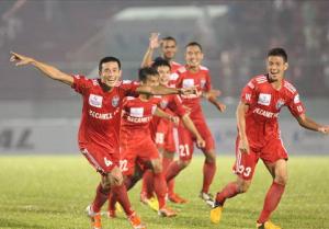 Trước vòng 3 V-League 2015: Phong độ hiện tại hay tiếng nói lịch sử?