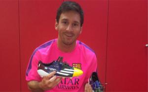 Nhà tài trợ Adidas xui Messi rời Barca