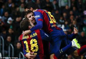 Song sát Messi - Neymar nổi bật, Barca lại dễ dàng làm gỏi Elche