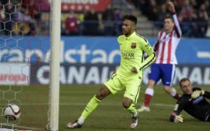 Neymar trên đường phế truất kỷ lục ghi bàn của Báo đen Samuel Eto'o