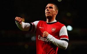 Podolski tri ân CĐV Arsenal sau khi chuyển sang Inter