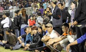 HAGL bị phạt 10 triệu đồng vụ vỡ sân