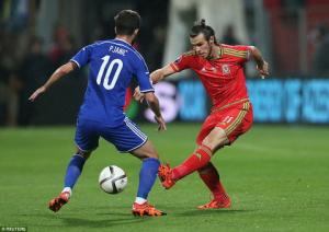 Bosnia 2-0 Xứ Wales: Thua trận vẫn làm nên lịch sử