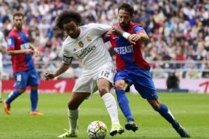 Khi Real không còn là “Người khổng lồ” chân đất sét