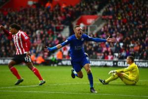 Sốc với top 10 cầu thủ chạy nhanh nhất Premier League: Không Walcott, Valencia