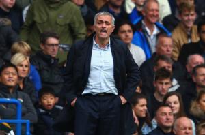 Mourinho lại tấn công trọng tài, nhưng để làm gì?