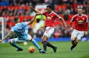 M.U lập kỷ lục siêu tệ trong trận hòa tẻ nhạt với Man City