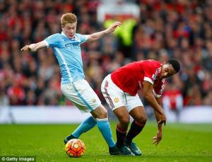 Quỷ đỏ bất lực trong việc tiêu diệt gã hàng xóm đáng ghét tại sào huyệt Old Trafford