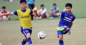 Công Vinh - Công Phượng phối hợp thảm họa trong buổi tập của ĐT Việt Nam