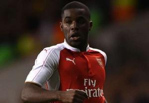 HLV Wenger ra tối hậu thư cho sao trẻ trước trận đấu với Swansea