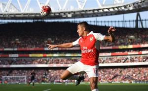 Sanchez được Arsenal thưởng lớn sau khi hạ sát M.U