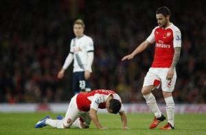 Wenger chỉ ra “bù nhìn” của Arsenal ở trận hòa Tottenham