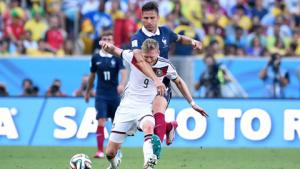 Sao Arsenal tự tin xé lưới nhà vô địch thế giới