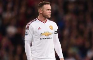 Thêm một huyền thoại kêu gọi Van Gaal cho Rooney ra rìa