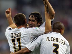 Ký ức El Clasico: Real Madrid 4-2 Barcelona (10/04/2005)