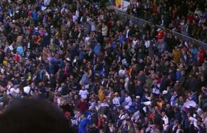 Real thắng lớn, CĐV vẫn đòi Chủ tịch Perez từ chức