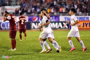 Màn đấu súng cân não U21 HAGL 3-2 U21 Việt Nam: Ngôi sao Công Phượng suýt thành tội đồ