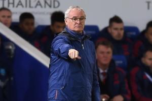 Hòa M.U trên thế thắng, “Thợ hàn” vẫn lo xuống hạng