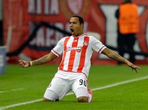 Olympiakos 2-1 Dinamo Zagreb: Giấc mơ không còn xa vời