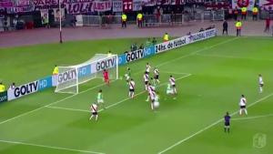 Pha bỏ lỡ bàn thắng của năm 2015