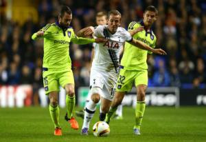 Video clip bàn thắng: Tottenham 2-1 Anderlecht​ (Vòng bảng Europa League 2015/2016)