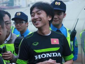 HLV Miura: Tôi trân trọng công việc ở Việt Nam nhưng lại bị gây sức ép