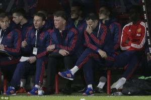 Chết dưới tay "người cũ", "Quỷ què" trên bờ vực khủng hoảng