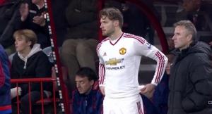 HLV Van Gaal lý giải về màn thay người khó hiểu ở trận thua Bournemouth