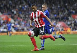 Gặp khó vụ Mendy, Man City nhắm sao Southampton dự phòng