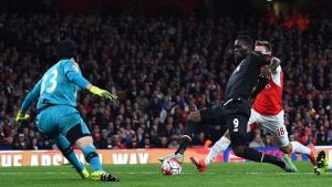 Petr Cech: Thủ lĩnh đích thực của hàng phòng ngự Arsenal