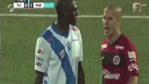 Những vụ phun mưa tai tiếng bậc nhất trong lịch sử bóng đá