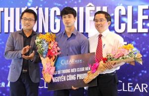 Clip siêu hot: Mito Hollyhock làm phóng sự về Công Phượng