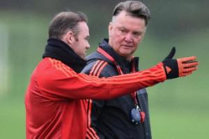 Rooney: “Tôi và đồng đội không bỏ rơi Van Gaal”