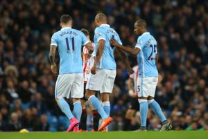 Kompany: “Đừng ai than khóc cho chấn thương của tôi”