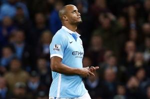 Tái phát chấn thương, Kompany nghỉ thêm 1 tháng