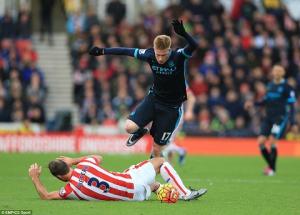 Dư âm Stoke 2-0 Man City: Hàng công bỗng trở thành nỗi lo