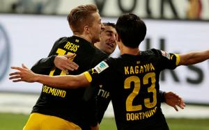 Wolfsburg 1-2 Dortmund: Thắng lợi nghẹt thở
