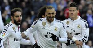 Benzema lập cú đúp giúp Real đại thắng Sociedad: Lời khẳng định vô giá