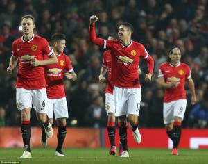 ĐHTB vòng 25 Premier League: Smalling chấp tất!