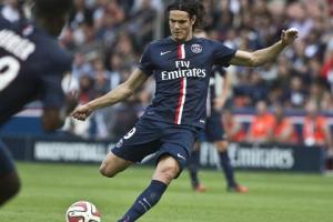 Bản tin bóng đá mồng 1 Tết: M.U dùng lương khủng dụ Cavani